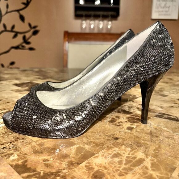 Guess Women's Peep Toe Pumps Silver Glitter Stilletto Heels - Picture 7 of 9